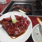 焼肉幸泉 - 写真はロース！いいね立石！