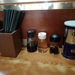 大勝軒 - テーブル