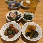 かず - おばんざいセット1,500円
かぼちゃの煮もの
こんにゃくのぴり辛煮
ナスの煮浸し
春菊のおひたし