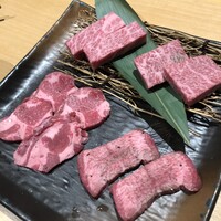 近江うし焼肉 にくTATSU 銀座店 - 