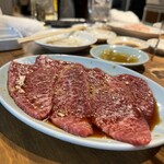 炭火焼肉ホルモンさわいし - 