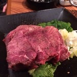 Yakiniku Tengu - 厚切り上牛タン 1800円