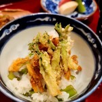 銀座 きた川 - 芹と桜海老のたらの芽のご飯