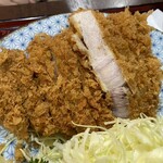 とんかつ 鉄 - 上ロースかつのアップ