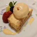 リストランテ 濱崎  - プリンとアマレットのアイスクリーム