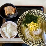 Kouta No Ramen Ya San - 唐揚げランチ(一個)(¥825)
                      ヒョウ柄のどんぶりは初めて見ました。