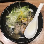 竹庭 ともり 名駅店 - 牡蠣の酒蒸し