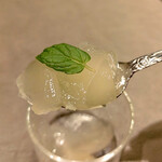 恵比寿 鉄板焼き Sublime - お口直し　季節のジェリー　ゆず