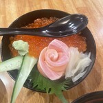 能加万菜 市場屋 - いくら丼