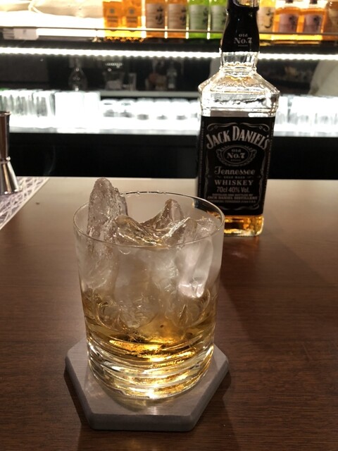 椿 BAR - 宮城野通（バー）の写真