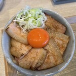 宍道湖しじみ中華蕎麦 琥珀 - 吊るし焼きバラ丼　¥500