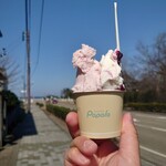 Gelateria popolo. - 日本海をバックに