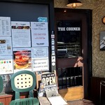 THE CORNER Hamburger & Saloon - 