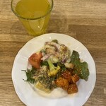 DEL PAPA - サラダ･オレンジジュース