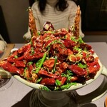 茶禅華 - 香辣鶏手羽 上海蟹入り