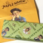 MAPLE STAND by The MAPLE MANIA - 