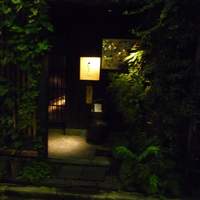 花かぐら - お店の入り口。期待が高まります。