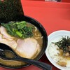 ラーメン 杉田家 本店