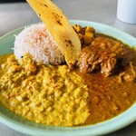 Spice curry mokuromi - 選べるカレープレート（ポーク(レギュラーメニュー)、豆とキノコのカレー(レギュラーメニュー)）