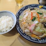 万福 - 長崎皿うどん 950円 小ライス 170円