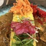 Supaishi Kari Hausu Hangetsu - 副菜