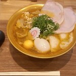 新旬屋 - 金の鶏中華そば