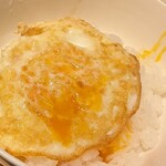 社 - 目玉焼　当然ライスにオーーーーン！！