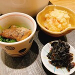 喜禄 - 小鉢　おひたし、ポテサラ、わさび菜の佃煮