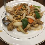 Taiwanryouri Hokkai Rou - 鶏肉とカシューナッツ炒め(1,060円・込)
