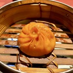 Ji-Cube - 海老入りビスクの小籠包