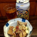 俺の中華たなか家 - 先着☆彡した「のどごし生」には「サービスおつまみ」の「ホルモン」が♥嬉しい心遣いです(^_^)v　テーブルセットから「おろし大蒜」と「粗挽き黒胡麻」で味変✨