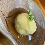 巻の禪 - えびしんじょの入ったじゃがいもの餡掛けチーズのせ