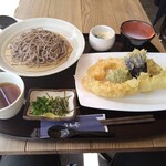 Soba Gemmai Teishoku Heiwatei Soba Dainingu - 