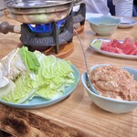 すき焼･鍋物 なべや - 鶏みんち鍋 特製みそ味 スタンバイ