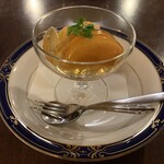 御所 雲月 - 柿と洋梨のゼリー