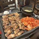 韓国料理 豚とんびょうし - 