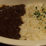 ビアパディ　フクオカ - 大人気のカレー☆エールで煮込んだカレーと、スタウトで煮込んだカレーの二種ございますよ☆