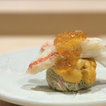 すし宮川 - ムラサキウニ、ズワイ蟹