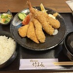 酒菜れすとらん 竹まる - 料理写真:ミックスフライ定食　¥1400