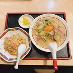 中央軒 本店 - ちゃんチャン定食（小焼きめし） ¥1450