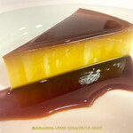 ガストロノミア ヨシ - 普通のプリン（冷蔵ショーケースになかったけど，尋ねたら奥から出してきてくれた）