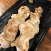 鳥貴族 - チカラコブ！前半は塩焼きでサッパリと。チカラコブ、スピードメニューの白ねぎ塩こんぶを添えるとめちゃくちゃ美味い！