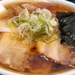 麺辰 - 懐かしいとの表示でしたが、独特の美味いスープでした！