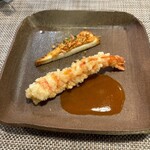 大阪 天ぷら さく - ココナッツ香る海老の天麩羅