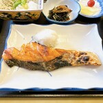 むすび屋 - 銀鮭