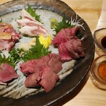 とりせん - レア肉好きには堪らない「肉刺し盛り合わせ」