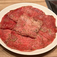 焼肉うしごろ 新宿三丁目店 - 