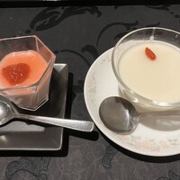 中国料理 古稀殿 - 杏仁豆腐といちごのプリン