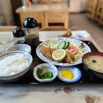 Mangetsu Shokudou - ホッケフライ定食＋鶏の唐揚げ1個