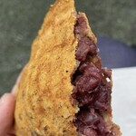 Ueno Taiyaki - 皮が薄くてパリッとしており、中のあんこは自然で優しい甘さで、驚きの美味しさでした♪